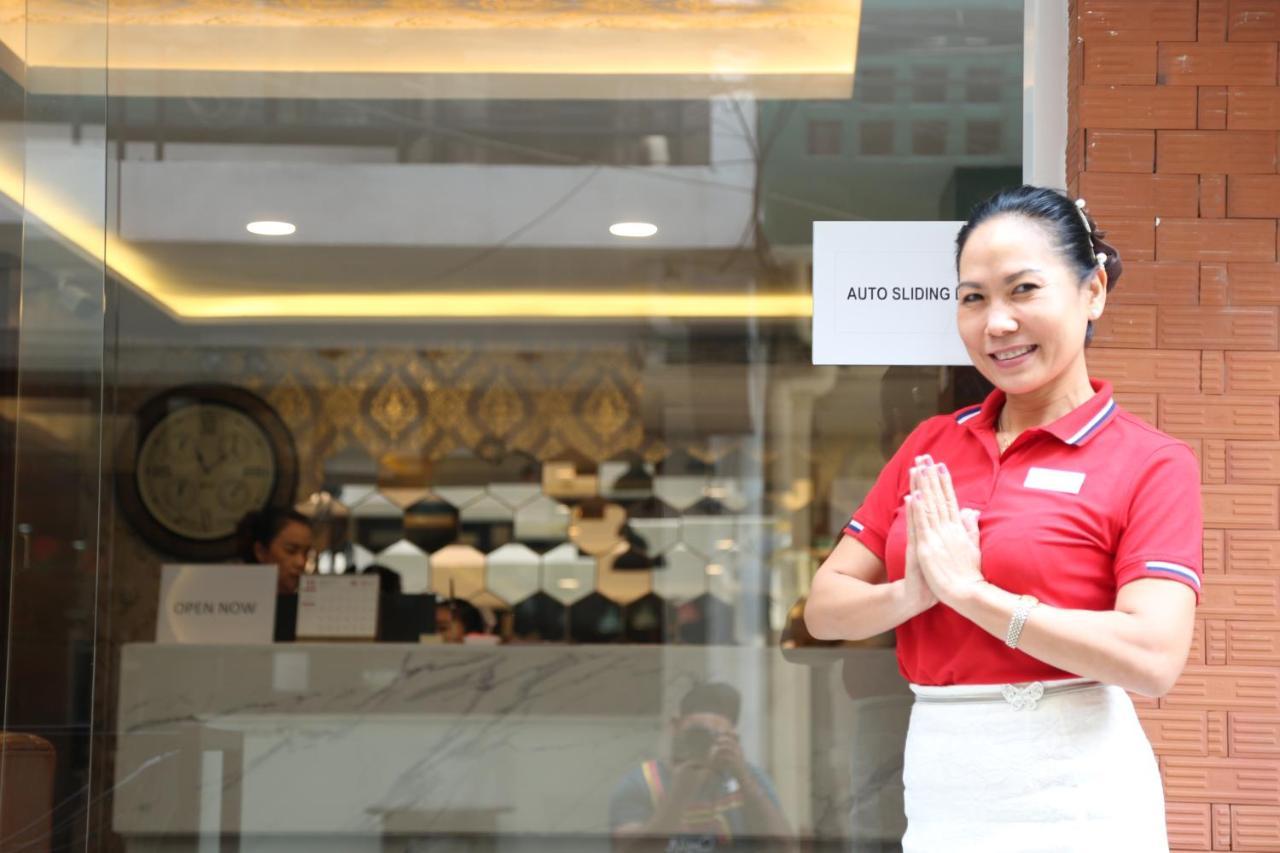 Rose Nana Hotel Bangkok Eksteriør billede